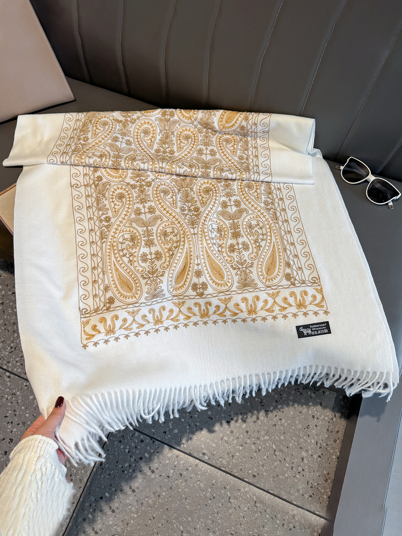 Luxury Thick Warm Paisley Pash - Woven Scarf Blanket 리뷰 및 가격
