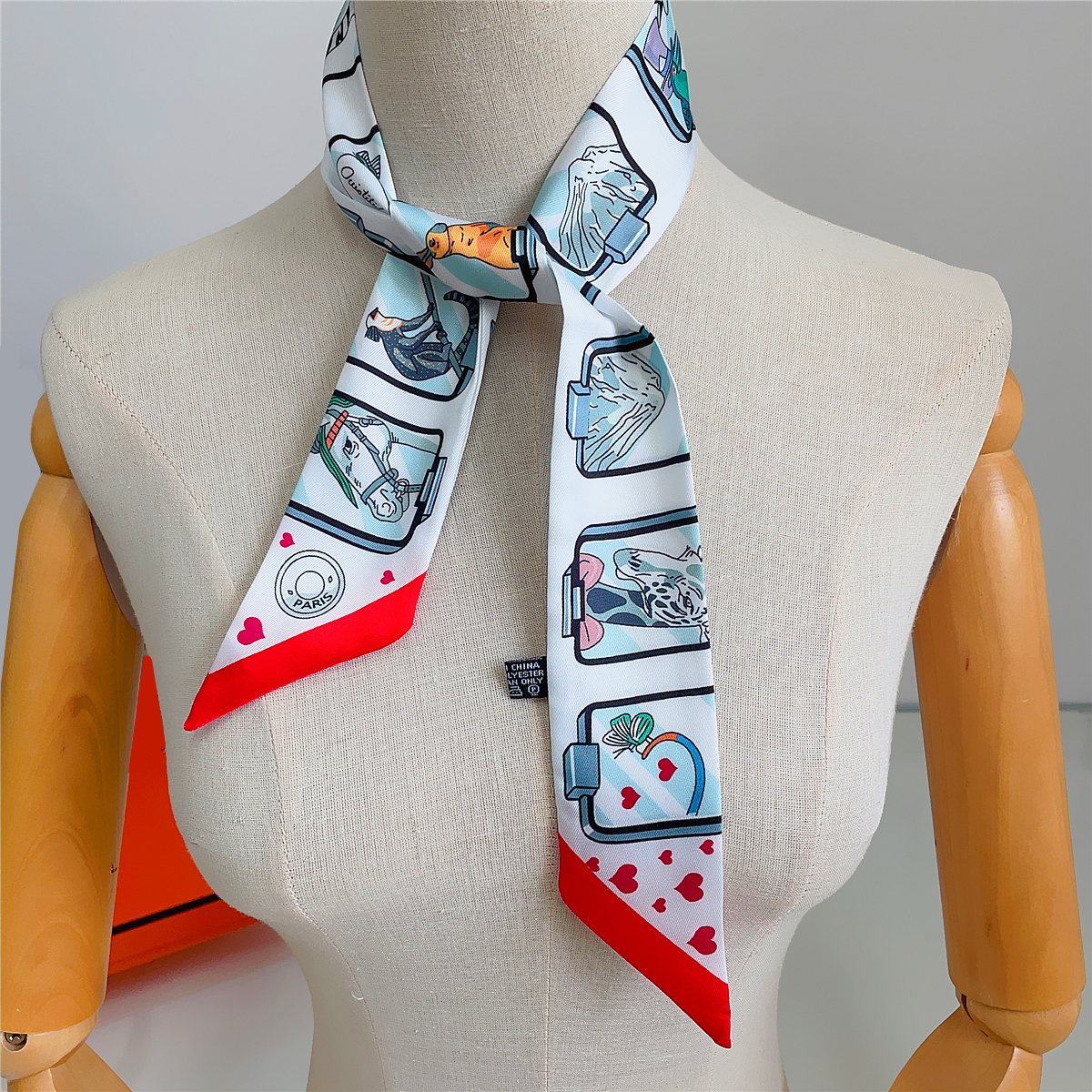Brand Design Twill 100% Silk S - Face Scarf Mask 리뷰 및 가격