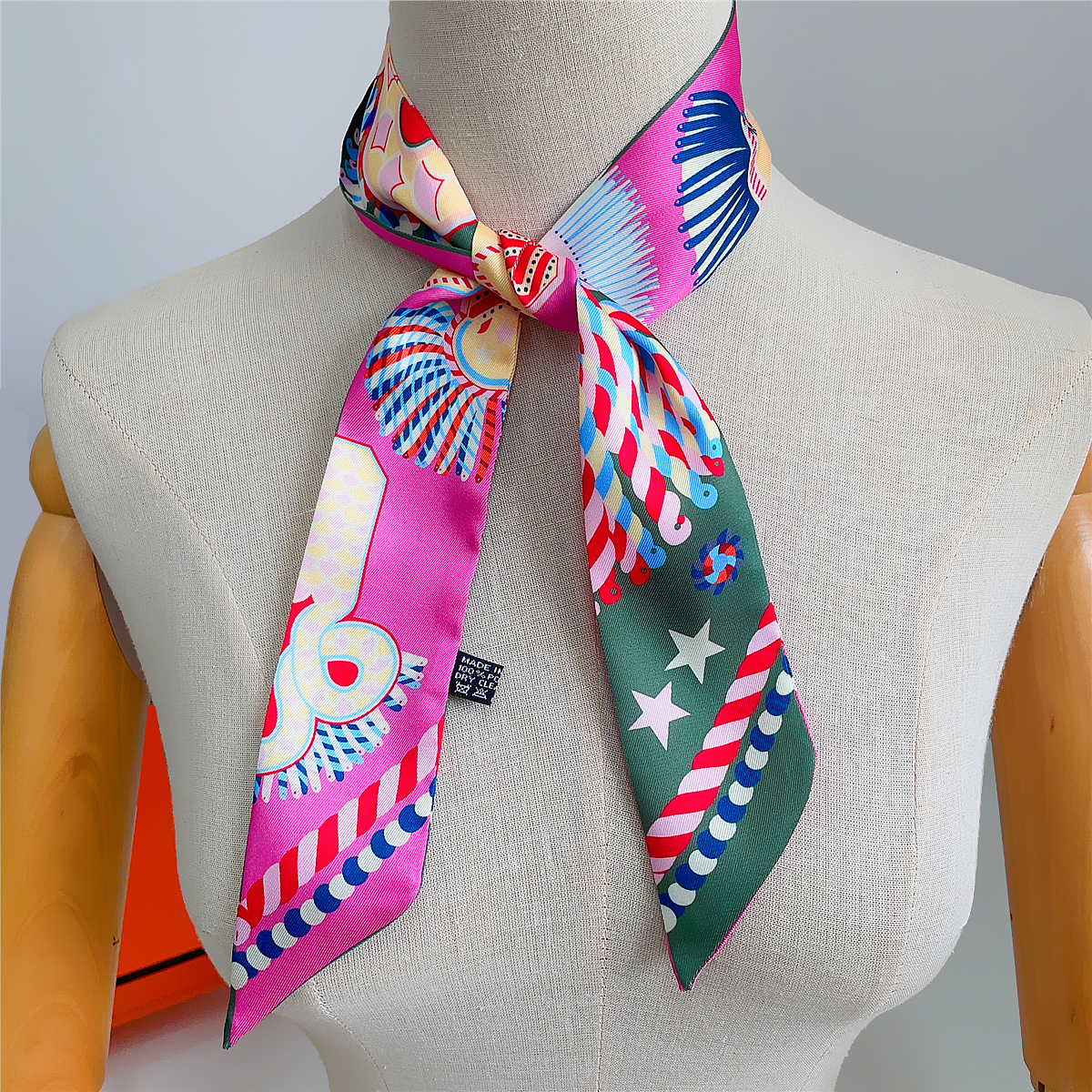 Brand Design Twill 100% Silk S - Face Scarf Mask 리뷰 및 가격