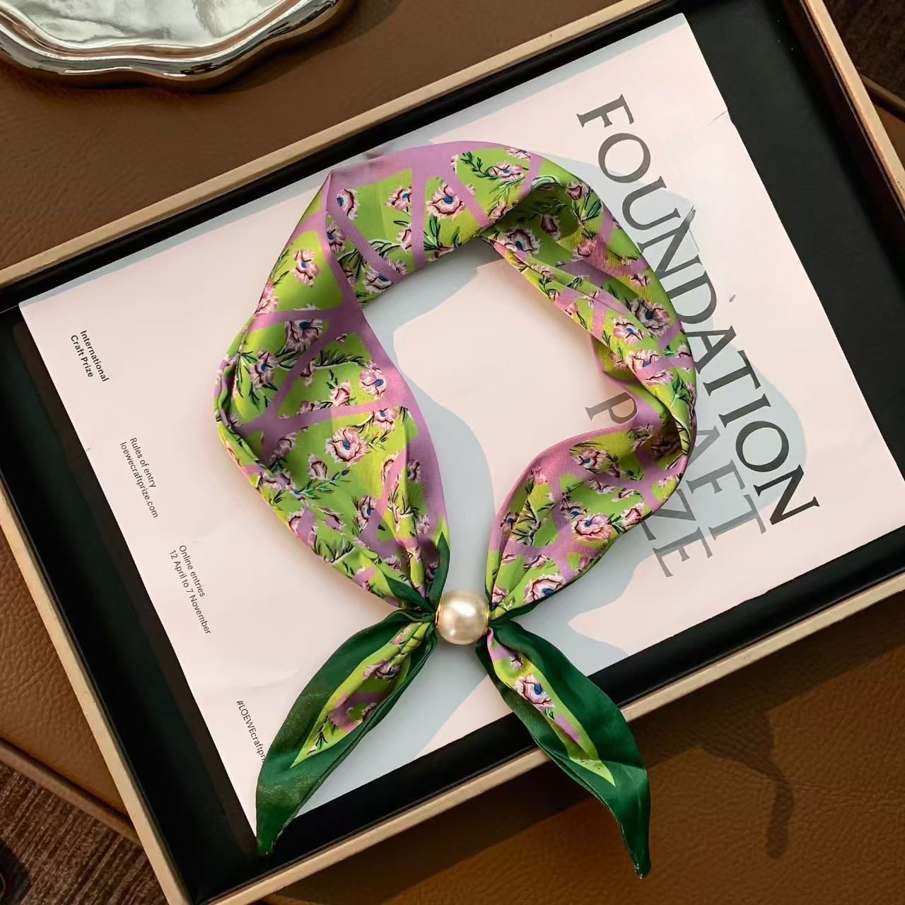 Korean Style Elegant Pearl Mag - Ascot Neck Scarf 리뷰 및 가격