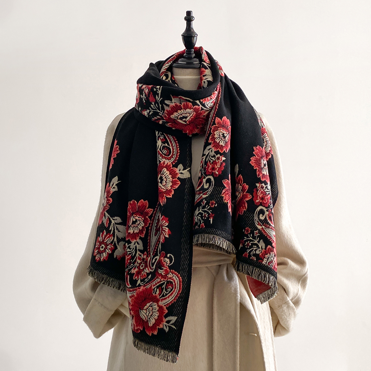 2025 Winter Luxury Imitation C - Woven Scarf Blanket 리뷰 및 가격