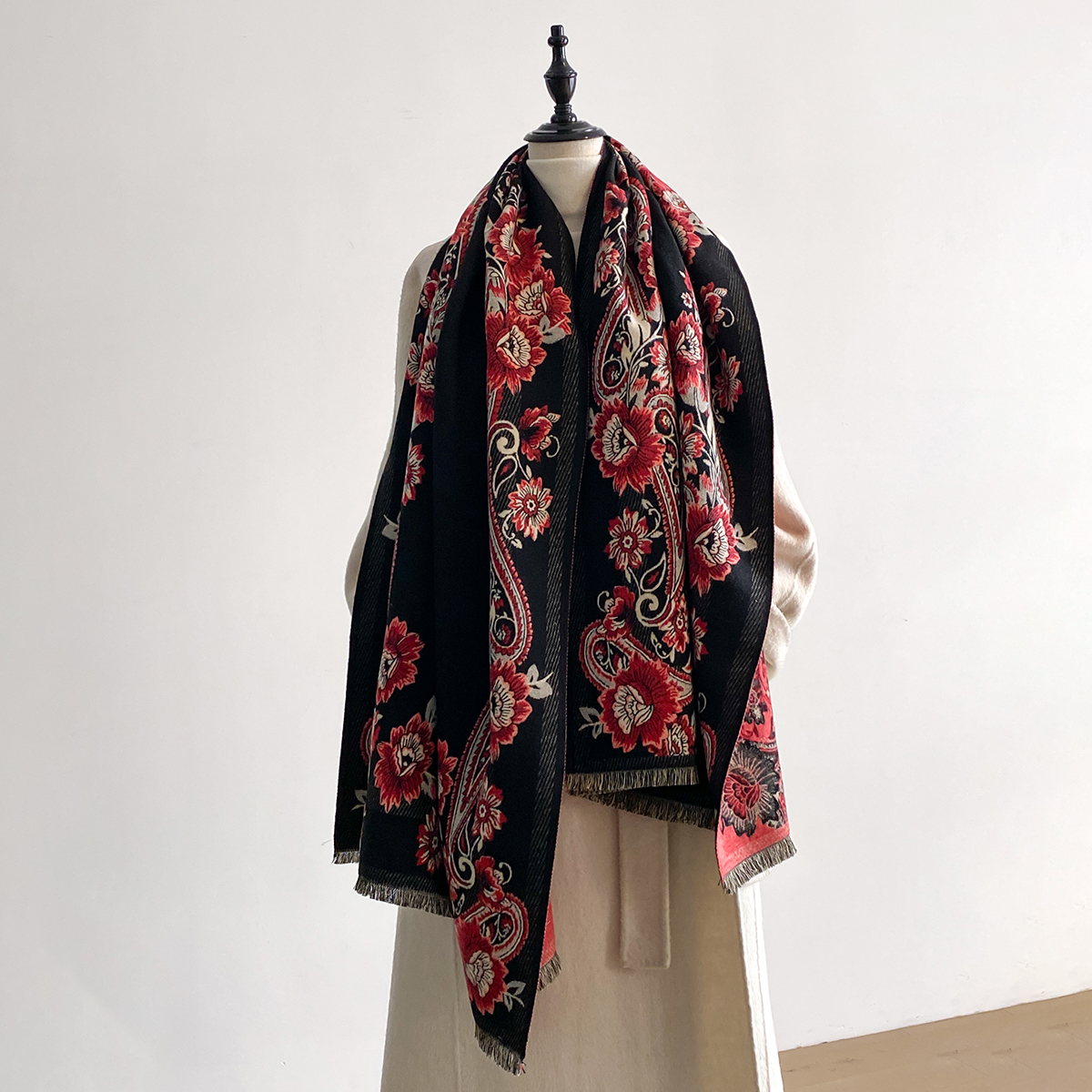 2025 Winter Luxury Imitation C - Woven Scarf Blanket 리뷰 및 가격